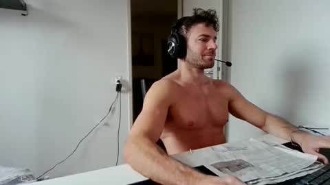 alphah_hunk online show from December 14, 10:53 am