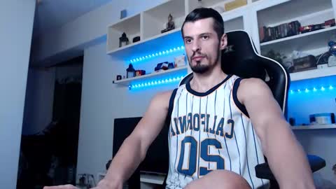 Snapshot of alphamastertodd chatting on October 23, 1:05 am MasterTodd online show from October 23, 1:05 am