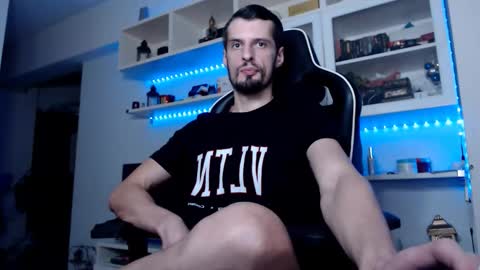 Snapshot of alphamastertodd chatting on November 2, 12:35 am MasterTodd online show from November 2, 12:35 am