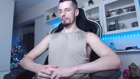 Snapshot of alphamastertodd chatting on January 6, 6:22 pm MasterTodd online show from January 6, 6:22 pm