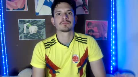 Snapshot of alphamercury chatting on July 8, 5:23 am alphamercury online show from July 8, 5:23 am