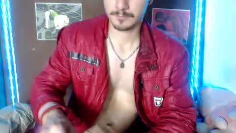 Snapshot of alphamercury chatting on August 3, 5:28 am alphamercury online show from August 3, 5:28 am
