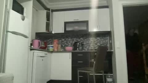 Snapshot of alphandre chatting on January 15, 6:51 pm AlphAndre online show from January 15, 6:51 pm