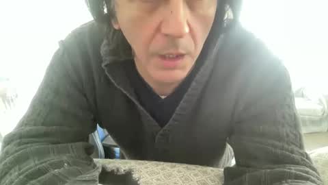 Snapshot of alphandre chatting on February 12, 11:51 am AlphAndre online show from February 12, 11:51 am