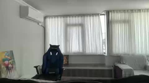 Snapshot of alphandre chatting on March 10, 1:54 pm AlphAndre online show from March 10, 1:54 pm