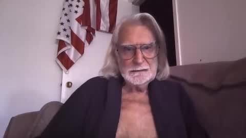 AlphaUniform online show from March 12, 8:26 pm