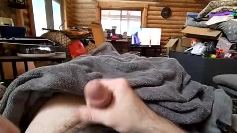 Snapshot of alrichough4 chatting on December 25, 6:41 pm Alric online show from December 25, 6:41 pm