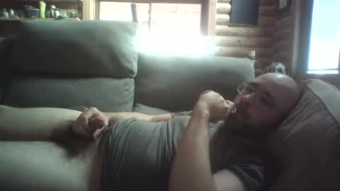 Snapshot of alrichough4 chatting on February 19, 7:05 pm Alric online show from February 19, 7:05 pm