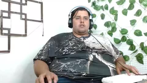 Snapshot of altairstudiosboy chatting on September 13, 3:06 am Jhosep online show from September 13, 3:06 am