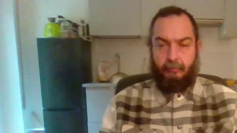 Snapshot of altanboy chatting on January 15, 11:59 am altanboy online show from January 15, 11:59 am