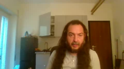 altanboy online show from May 20, 10:10 am