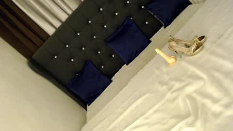 Snapshot of althea_pleasure chatting on June 24, 4:50 pm Althea online show from June 24, 4:50 pm