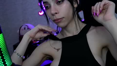 Snapshot of altsofie chatting on December 3, 10:28 am Sofie Kimino online show from December 3, 10:28 am