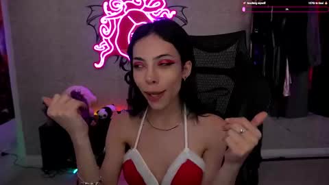 Snapshot of altsofie chatting on December 25, 10:28 am Sofie Kimino online show from December 25, 10:28 am