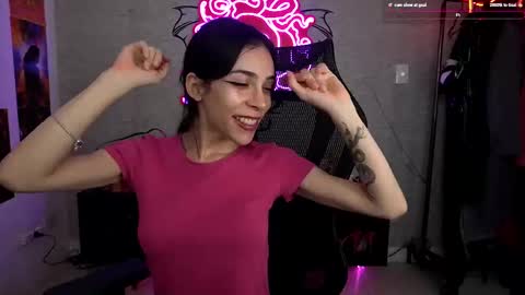 Snapshot of altsofie chatting on February 14, 4:47 am Sofie Kimino online show from February 14, 4:47 am