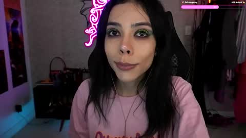 Snapshot of altsofie chatting on March 7, 3:51 am Sofie Kimino online show from March 7, 3:51 am