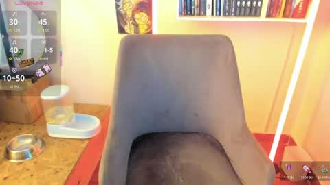 alucard_col666 online show from July 18, 7:50 pm