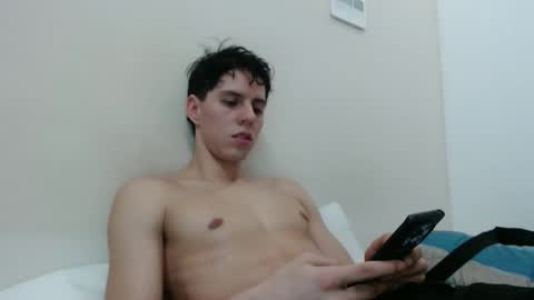 Snapshot of alvarodancer chatting on February 18, 2:35 pm alvarodancer online show from February 18, 2:35 pm