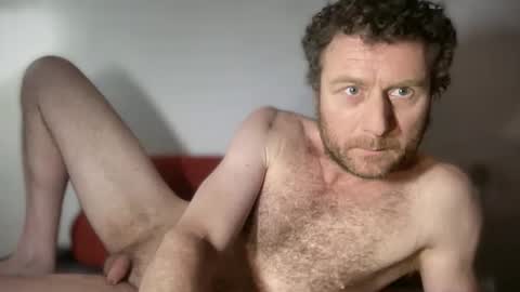 Snapshot of alvarooo1111 chatting on May 13, 12:30 am Balearicsex11 online show from May 13, 12:30 am