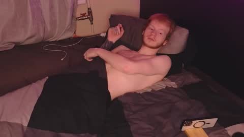 Snapshot of alvin__main chatting on December 21, 11:24 pm Alvin Puska -- online show from December 21, 11:24 pm