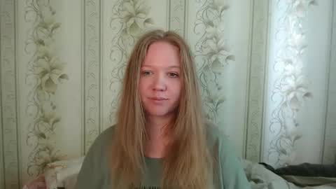 alya764770 online show from May 19, 3:57 am