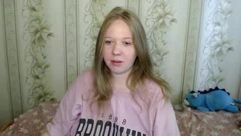 alya764770 online show from May 21, 1:45 am
