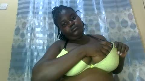 Snapshot of alyabeiby chatting on June 13, 9:24 pm alyabeiby online show from June 13, 9:24 pm
