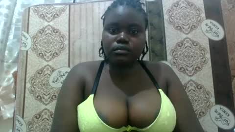 Snapshot of alyabeiby chatting on July 5, 9:33 pm alyabeiby online show from July 5, 9:33 pm