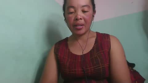 alypierette online show from May 25, 8:31 am
