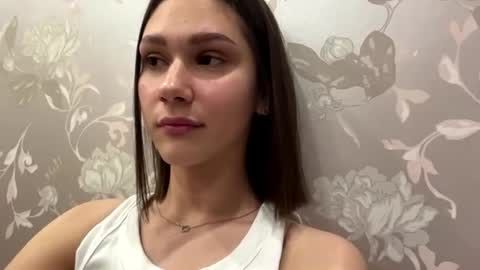 Alisa online show from July 4, 8:15 pm