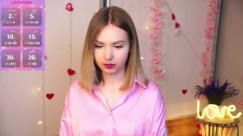 Snapshot of alysiaseibert chatting on May 1, 4:22 pm Kate online show from May 1, 4:22 pm