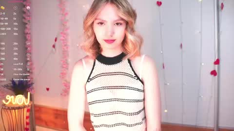Snapshot of alysiaseibert chatting on May 14, 5:09 pm Kate online show from May 14, 5:09 pm