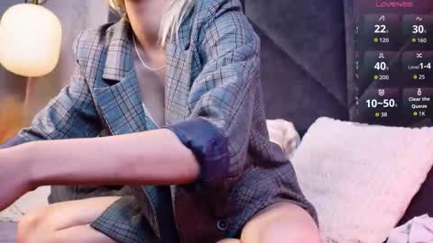 Alysia online show from February 15, 7:51 am