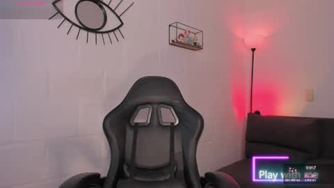 Alyson online show from April 9, 1:05 pm