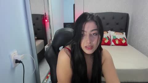  ALYSSA   online show from December 15, 12:31 pm