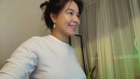 alyssia wolds online show from September 13, 12:21 am