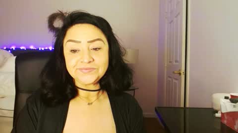 Snapshot of alyssiaamorexo chatting on May 4, 8:27 pm Alyssiaamorexo online show from May 4, 8:27 pm