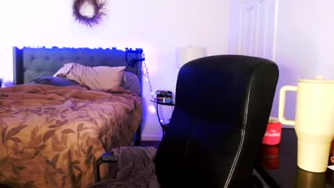 Snapshot of alyssiaamorexo chatting on June 23, 6:06 pm Alyssiaamorexo online show from June 23, 6:06 pm