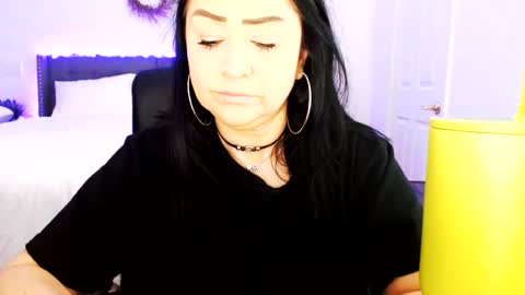 Snapshot of alyssiaamorexo chatting on July 8, 10:14 pm Alyssiaamorexo online show from July 8, 10:14 pm