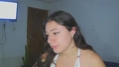 Snapshot of alythia chatting on May 18, 12:51 am alythia online show from May 18, 12:51 am