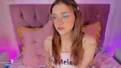 Alyy online show from March 18, 8:01 pm