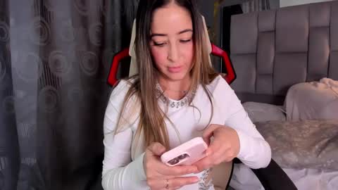 Snapshot of alyzeegorgeous chatting on October 9, 1:58 am Alyze make feel hot as hell online show from October 9, 1:58 am