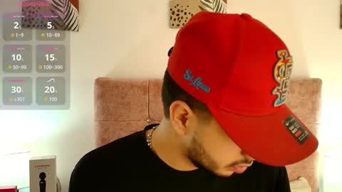 Snapshot of amadeo_wild chatting on March 19, 1:48 pm Amadeo Wild online show from March 19, 1:48 pm