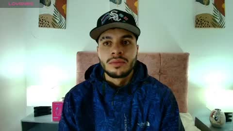 Snapshot of amadeo_wild chatting on April 5, 2:47 pm Amadeo Wild online show from April 5, 2:47 pm