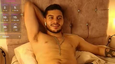 Snapshot of amadeo_wild chatting on April 18, 4:49 am Amadeo Wild online show from April 18, 4:49 am