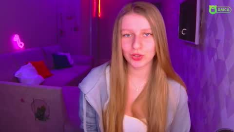 Snapshot of amaliaqueen999 chatting on February 19, 3:05 pm Amalia online show from February 19, 3:05 pm