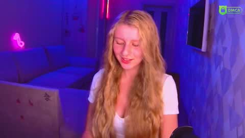 Snapshot of amaliaqueen999 chatting on October 10, 3:11 pm Amalia online show from October 10, 3:11 pm