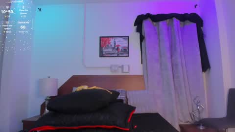 amanda29_ online show from May 1, 7:07 pm