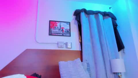 amanda29_ online show from May 23, 7:07 pm