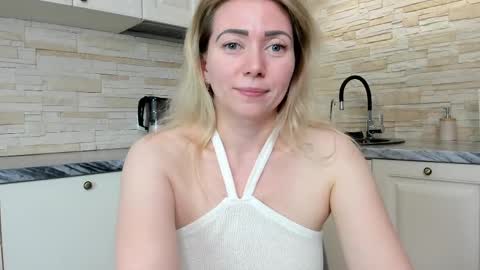 Snapshot of amanda___grey chatting on May 3, 4:57 pm Amanda insta amanda grey online show from May 3, 4:57 pm